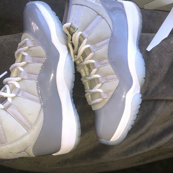Cool Grey Jordan 11\'s main image 2